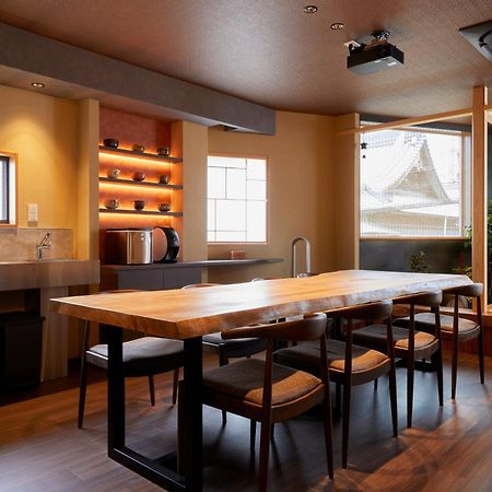 Villa 古今 天下茶屋 With A Private Parking Lot And A Half Open-Air Bath And Direct To Kix Ōsaka Exterior foto
